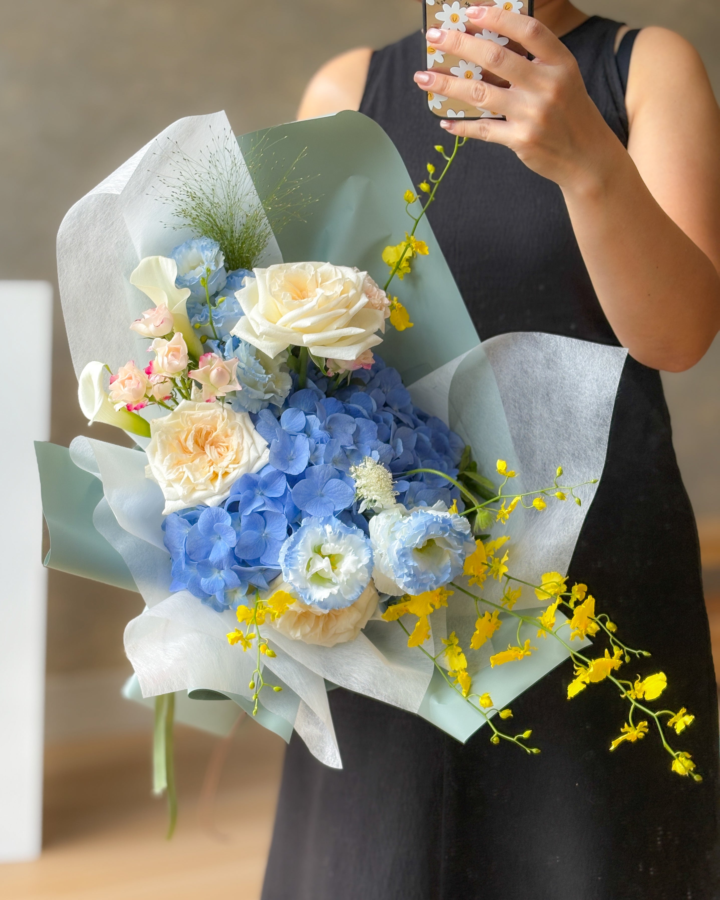 Baby Blue Blue Hydrangea Bouquet