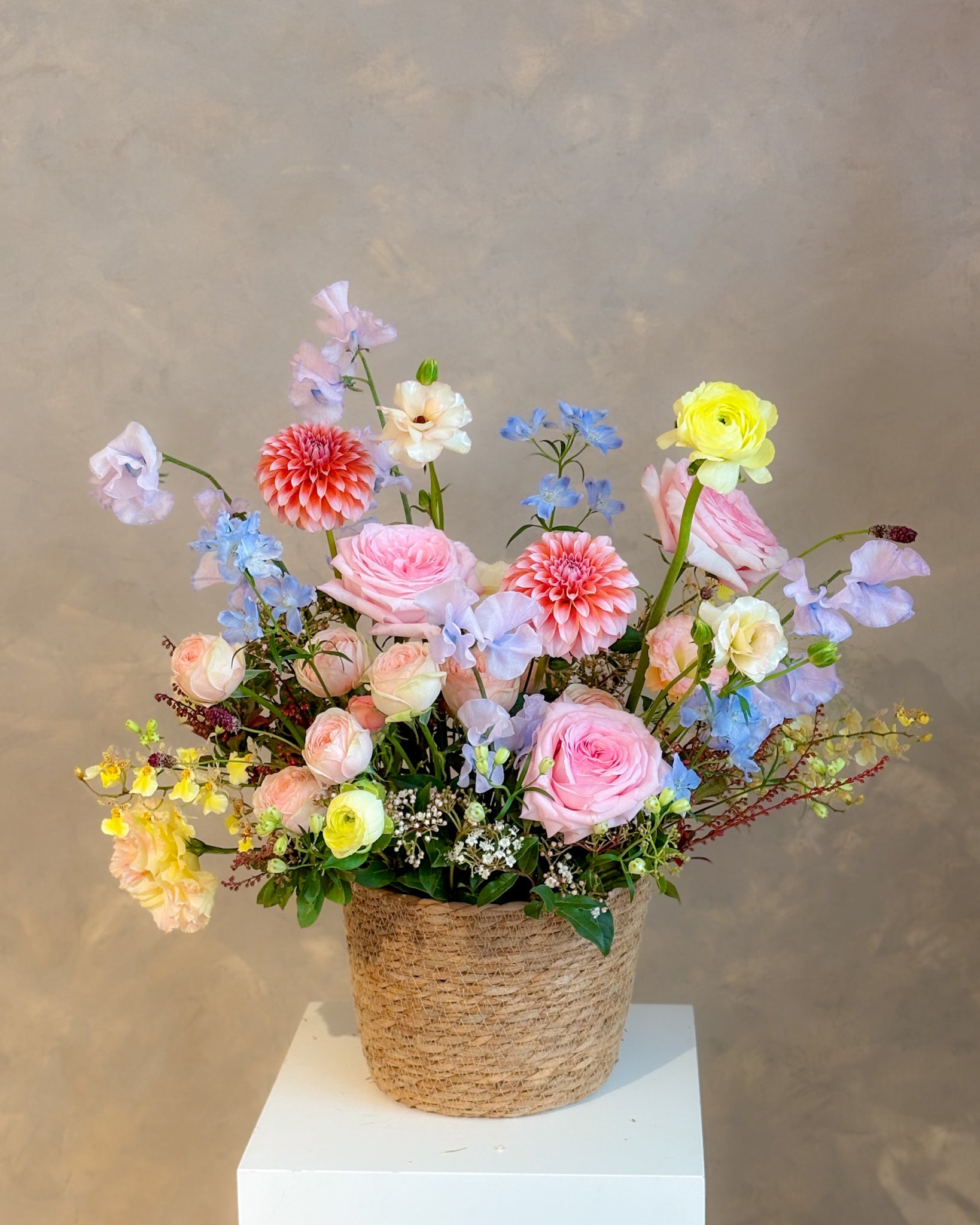 The Florist's Pick Flower Arrangement Gift
