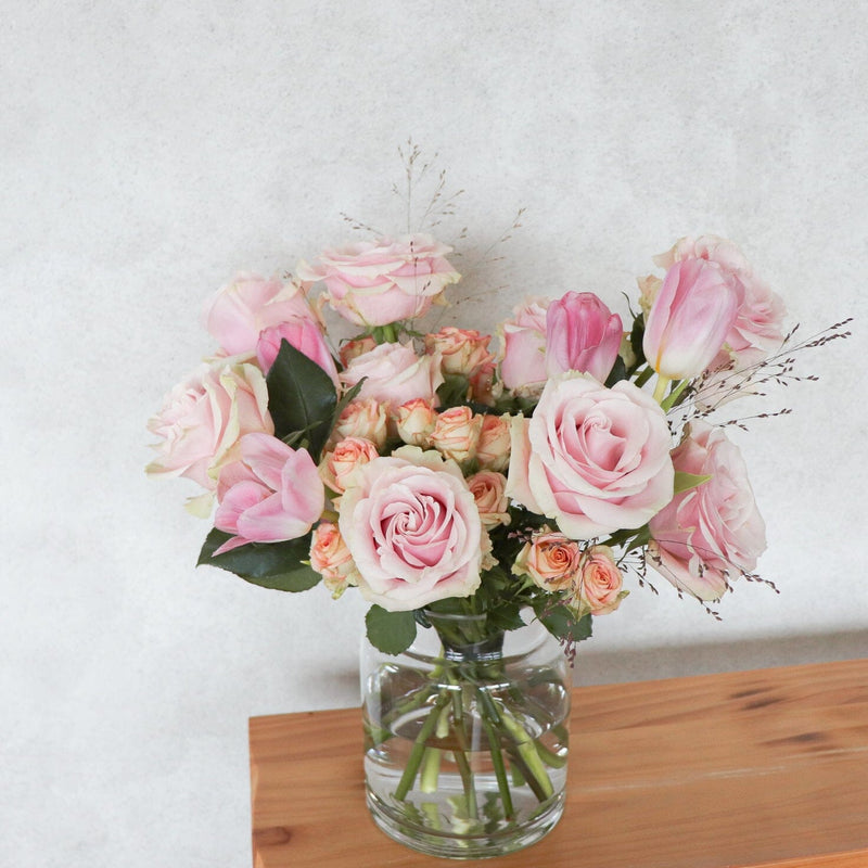 情人節花束 | Pink Trio | 粉紅玫瑰鬱金香花束 Seasonal Bouquet Let Hope Bloom