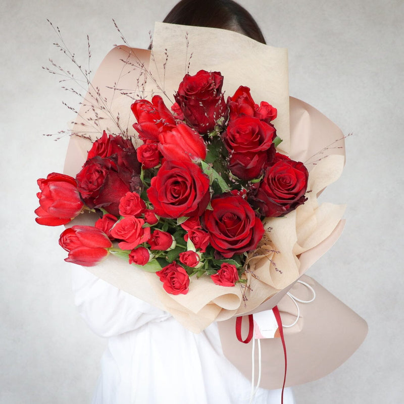 情人節花束 | Rouge Trio | 紅玫瑰鬱金香花束 | 香港花店 | 網上訂花 | Flower Bouquet Delivery